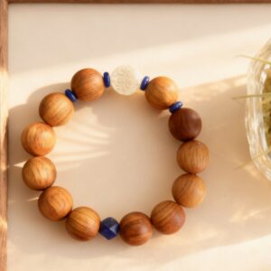 Subtle Charm Bracelet D207