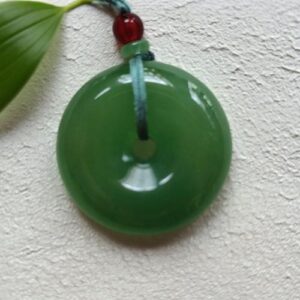 Pendant Necklace: Green Harmony Circle D117