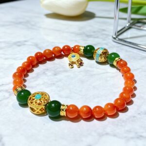 Red Edge – Elegant Turn Bracelet D227