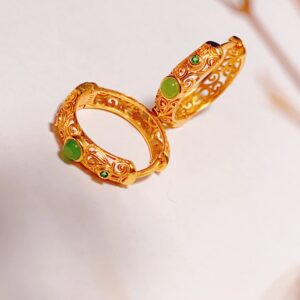 XSP068	Bodhi Vine Green Jade Ear Clips