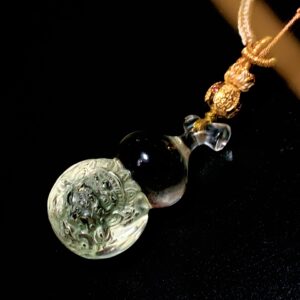 XSP064	Yellow Crystal Mahakala-Inspired Gourd Pendant